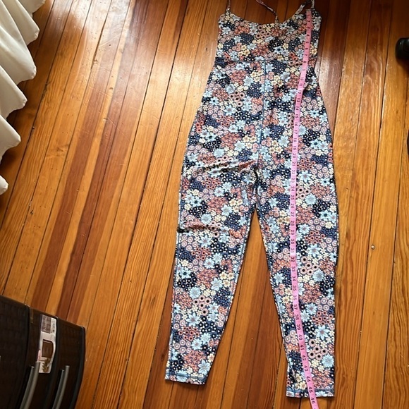 Offline by Aerie Floral Criss Cross Back Onesie Sz XL - Picture 7 of 10